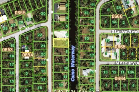 Don't miss this opportunity to own WATERFRONT property situated on the Como Waterway. Two bridges with access to the Charlotte Harbor and Gulf of Mexico. Close proximity to golf, dining, shopping and the Atlanta Braves Stadium. Zoned OMI so great pot...