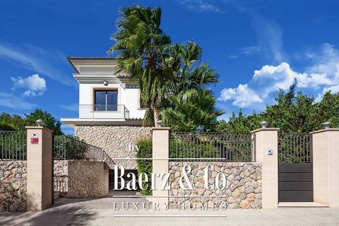 Located in a privileged area, this villa combines serenity and luxury. With Made in Germany qualities, this Villa has 3 bedrooms and 3 bright and well-oriented bathrooms, also a guest toilet. The open-plan layout integrates the living areas, which in...