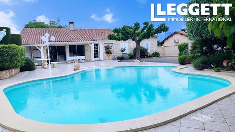 A29149SRS47 - Stunning villa on one-floor with gorgeous pool and outbuilding, 2 minutes from Marmande, and just 45 minutes form Bordeaux, this villa is ideal for summer al-fresco evenings by the pool with family and friends! Information about risks t...