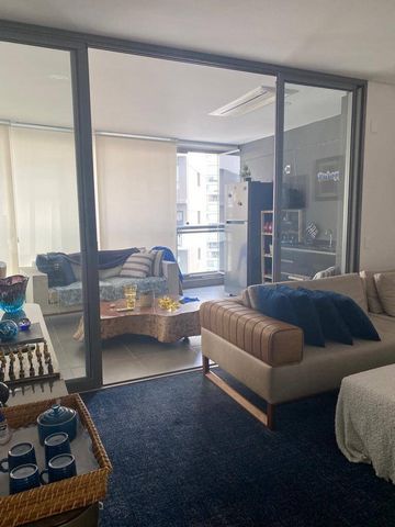 Apartment With large balcony and privileged view, in a coveted location between Itaim and Vila Nova Conceição. Kitchen planned with stove, refrigerator, microwave and laundry room with washing machine. It has a modern design, high ceilings, acoustic ...