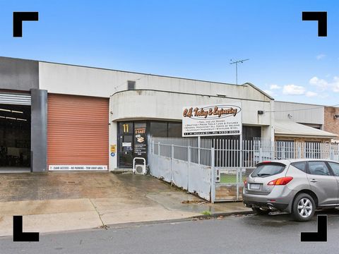 OFFERS UNDER REVIEW  POINT OF INTEREST: This is Hercules Street’s hero asset that lifts twice as much in functionality and convenience. The ground floor of the building measures 450 sqm* and includes significant power capacity. Pair this with a conta...