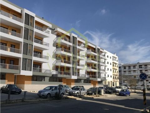 Quatre lots de terrain prêts pour le développement de logements multifamiliaux dans une zone centrale et prisée d'Olhão. Excellente opportunité d'investissement au centre de la ville d'Olhão. Il s'agit de quatre lots de terrain destinés à la construc...