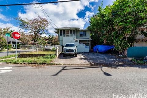 Prime Investment Opportunity in Makiki! Apartment Zone A-2, Possible Bill 7. Located at the corner of Dominis St. and Makiki St., this rarely available two-story, concrete-foundation fourplex , new roof 2024, offers an unbeatable location near Ala Mo...