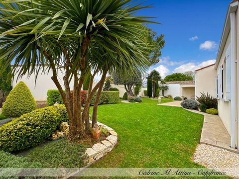 Maison à vendre Saint-Xandre (17) 5 pièces, 120m2 de plain-pied, parcelle 700m2, garage, grenier