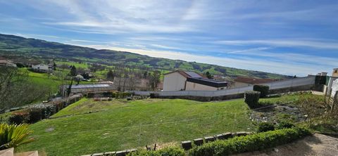 Terrain constructible de 777 m²