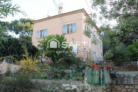 13260 - CASSIS - Port Miou - Maison de 135 m2 avec 2 appartements et garage