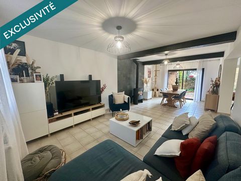Maison de ville entièrement rénovée d'environ 150m² avec garage et cours intérieure.