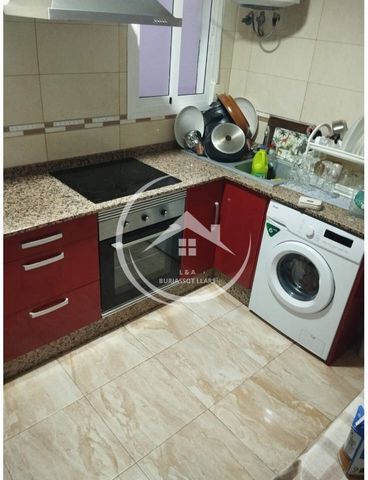 Con LA BURJASSOT LLARS, abrimos puertas a tus sueños. ¿Estás buscando un piso listo para entrar a vivir, moderno, luminoso y con una ubicación inmejorable? ¡Este encantador piso de 80 m² en Xirivella lo tiene todo! ✨ Recién reformado y pensado para t...