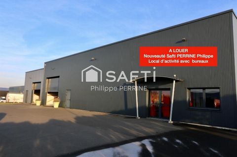 Local d'activité de 621 m2 dont extension de 125 m2