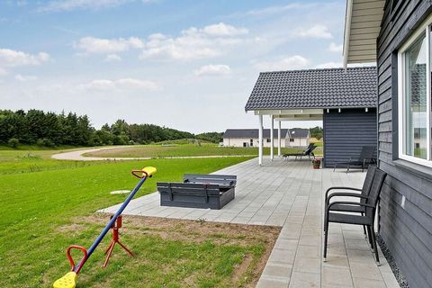 Holiday cottage with swimming pool, whirlpool and various activities for 24 people located at Hostrup Strand. The swimming pool is 20 m² and has a slide for the children's amusement. Here you can do your daily exercise combined with pure relaxation i...