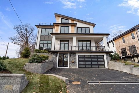 Just completed stunning new construction residence with custom luxury finishes throughout in desirable Chestnut Hill Newton under $2.5 million. Professionally designed home by premier local builder features an ideal open floor plan, high ceilings, fl...