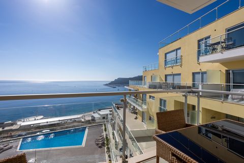 Our wonderful, bright, and modern apartment in Sesimbra is waiting for you! If you are looking for a place to unwind and relax, after a day of strolling along the beach, this is the perfect spot for you. The apartment has an open kitchen and living s...