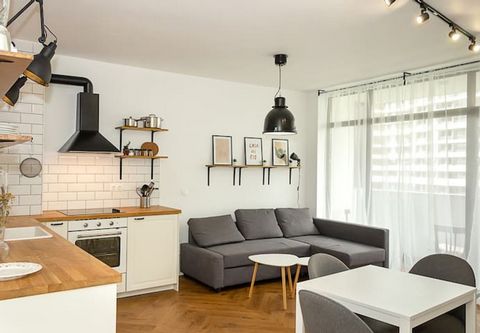 Welcome to our 1BD apartment which is situated in the first residential complex in Bulgaria with geothermal water supply and energy! With a modern design and fully equipped the flat offers everything you might need for a perfect stay in Varna! Minera...