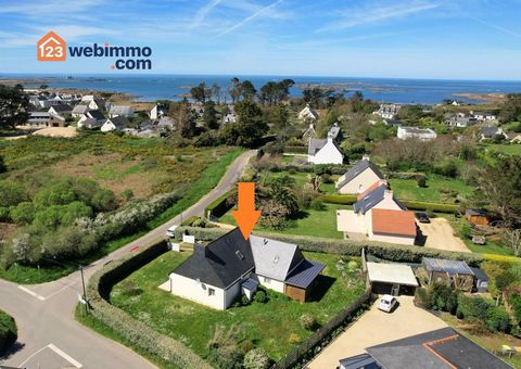 Votre agence 123webimmo l'immobilier au meilleur prix vous présente : Au cœur de la côte de Granit Rose, à 10 minutes de Perros Guirec, sur la commune de Pleumeur-Bodou, dans le quartier calme et prisé de Landrellec, à 450m de la plage, sur un terrai...