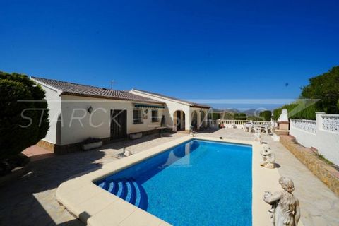 Welcome to this well-maintained 3-bedroom villa in Palmeria, Orba. Living on one level in a quiet outskirts’ location of Orba, within walking distance to restaurants and shops. Situated on a sunny corner plot of 644 m2, you can escape the daily stres...