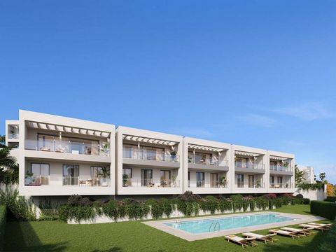 New Development: Prices from 870,000 € to 875,000 €. [Beds: 3 - 4] [Baths: 2 - 2] [Built size: 159.00 m2 - 363.00 m2] A new development of 52 townhouses, with 3 and 4 bedrooms on two levels, ground and first floor, with private garden, covered porch/...