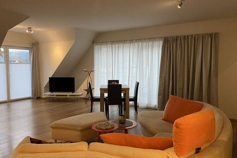 Directly on the banks of the Moselle below the famous Landshut Castle, with fantastic all-round views of the Moselle and the vineyards. New, comfortable and modernly furnished holiday apartment (80m²) with underfloor heating in a central location on ...