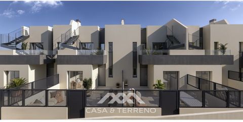 Dit exclusieve nieuwbouwproject in Nerja combineert moderne architectuur met mediterrane charme en ultiem wooncomfort. Hoogwaardige materialen en doordachte details zorgen voor een stijlvolle en aangename woonomgeving. De ruime en lichte woningen bes...