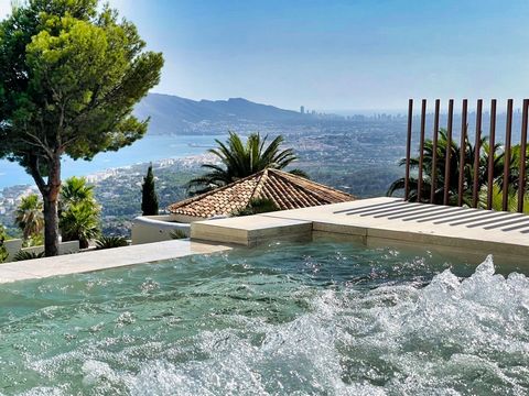 Exquisite Villa Sierra de Altea Perched in the prestigious Sierra de Altea, this extraordinary luxury villa offers the perfect balance of sophisticated elegance, contemporary design, and Mediterranean charm. With breathtaking panoramic views over the...