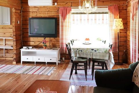 Cozy cottage with adjacent guest cottage in Dingelvik - Dals Långed with room for many guests. The cottage is located secluded but centrally in scenic Dalsland with close proximity to everything you could need for a wonderful holiday. You are welcome...