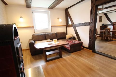 Lovingly renovated thatched roof house in Pogreß, a small village not far from Lake Dümmer in the Schwerin Lake District. The area offers a wide range of variety for young and old: a trip to the ski hall in Wittenburg (9 km) is also an absolute highl...