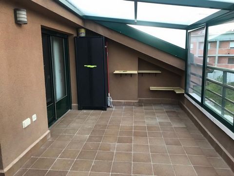 This unfurnished flat is at Calle colmenar, 40190, Bernuy de Porreros, Segovia, on floor 2. It is a flat, built in 2007, that has 135 m2 of which 61 m2 are useful and has 1 rooms and 1 bathrooms. Besides, it includes wardrobe, cocina amueblada, green...