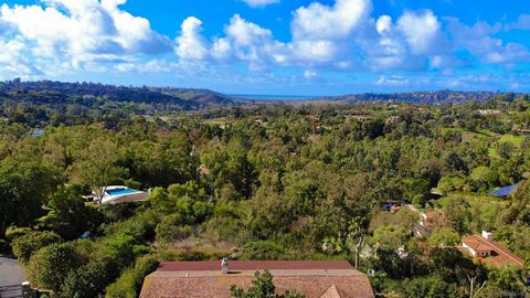Back on market subject to cancellation! Prime home build site in western location with a beautiful ocean view! The original owners lived in the covenant for 12 years, but always dreamed of having an ocean view, having had one in Solana Beach in the 5...