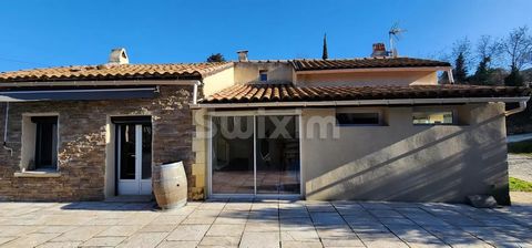 Ref 400GG Région Grignan. Pretty single-storey villa with a surface area of about 130m² of living space located outside the subdivision in a village of the Drôme Provençale... The house was recently renovated (2012) in its entirety, it offers a beaut...