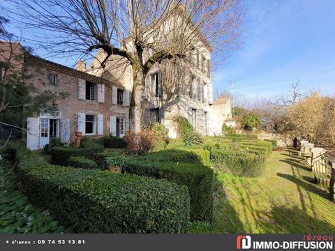 Mandate N°FRP150547 : House approximately 410 m2 including +10 room(s) - +5 bed-rooms - Garden : 1200 m2, Sight : Vallée du lot. Built in 1600 - Equipement annex : Garden, Terrace, cellier, Fireplace, combles, Cellar - chauffage : bois - Expect some ...