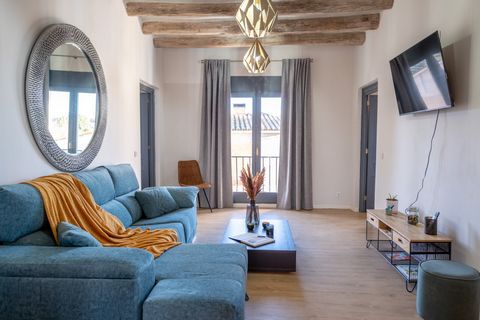 In the north of Spain, only 15min from Figueres and surrounded by mountains and sea, you can discover Bed & Business Encantada. It's located in a small village called Palau de Santa Eulàlia. It's only a stone's throw away from the Costa Brava beaches...