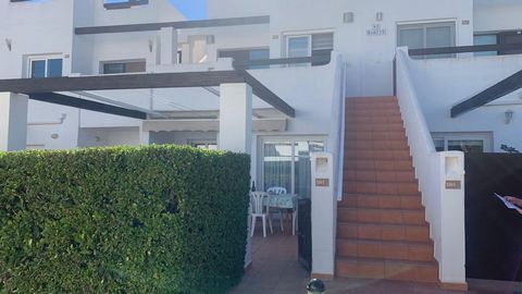 This stunning 62m² apartment is located in the desirable area of Alhama de Murcia, specifically within the renowned Condado de Alhama Resort. The property boasts two double bedrooms, a fully-equipped kitchen and one modern bathroom - perfect for comf...