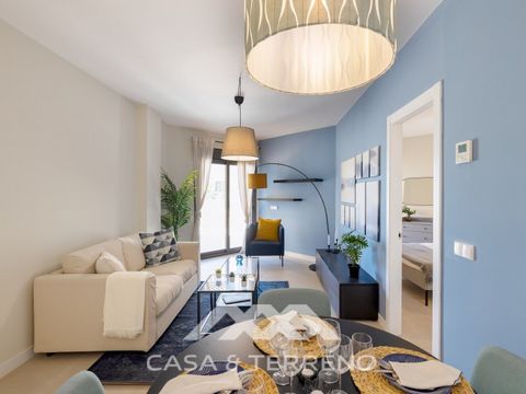 Asegura tu apartamento ahora en un exclusivo proyecto de construcción nueva que consta de tres bloques, cada uno con tres pisos, ubicado directamente en el paseo marítimo de Almayate, Valle Niza. ¡Estos apartamentos de dos dormitorios, con uno o dos ...