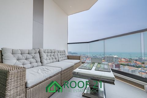 For Sale Acadia Millennium Tower, centrally located in the heart of Pattaya for convenient travel, surrounded by a breathtaking 270-degree sea view. Immerse yourself in the beauty of Pattaya Bay's sunset and the romantic city lights at night. Close p...