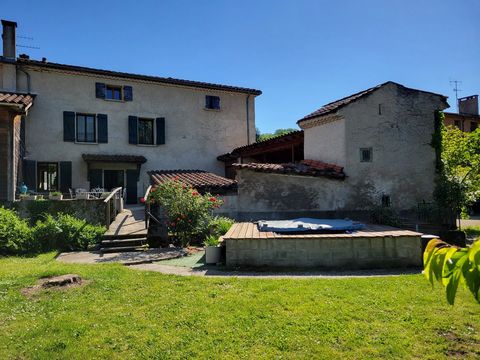 10 minutes from Foix, come and discover this charming real estate complex located in a village with all its amenities. This lot includes two houses including a completely renovated T7 of 203 m² in R+2 and a second T4 of 93 m² in R+2 which can be easi...