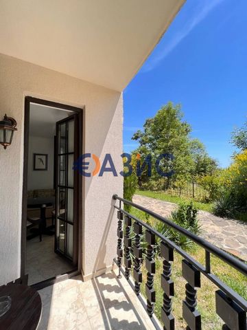 ID 31434526 Offered for sale one-bedroom apartment on the 1st floor on the first line of the sea. Price: 52 500 euro Obzor, Cliff Beach complex (Apostille) Total area: 58 sq. M. Floor: 1 of 6 Maintenance fee: 460 euro per year. Payment: Deposit of 20...