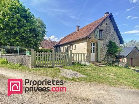 BAZOCHES 58190, exclusif, maison Bourguignonne en pierres, 4 pièces dont 2 chambres. Garage, cave voutée, terrasse, jardin, puits. Budget : 163.000 Euros (honoraires d'agence charge vendeur) Cette maison habitable de suite, se compose : - Au rez-de-c...