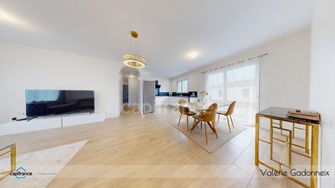 **À vendre - Maison neuve de plain-pied à Échillais (17620)**, Avec garage et Terrain clos
