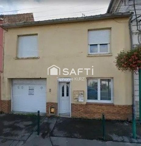 BUSNES, village situé entre SAINT-VENANT et LILLERS, Immeuble de rapport composé de 4 lots, 3 T2 de 25m², loués respectivement 350€/mois hors charges 1 maison de 45m² louée 450€ mois hors charges Des travaux sont à prévoir pour cet immeuble, actuelle...