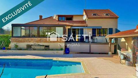 Propriété moderne avec piscine à Urcel