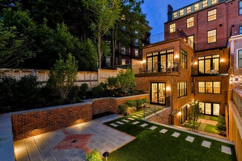 One of Beacon Hill’s largest secret gardens is becoming available for the fortunate buyer who values outdoor space and perfection. Tall ceilings, beautiful moldings, hardwood floors and top of the line finishes are found throughout this rare offering...