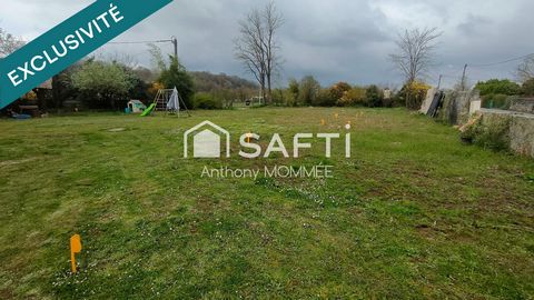 terrain 915 m²
