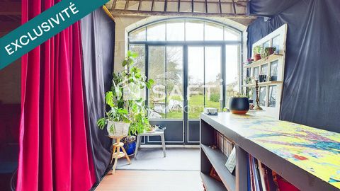 ensemble immobilier plein de charme avec salle de spectacle