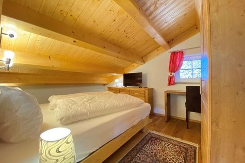 Newly built chalet at the foot of the Hochkönig massif. Enjoy the breathtaking mountain view from the terrace of your comfortably furnished and spacious holiday apartment. The “Stork's Nest” on the upper floor is certainly a highlight for children (c...