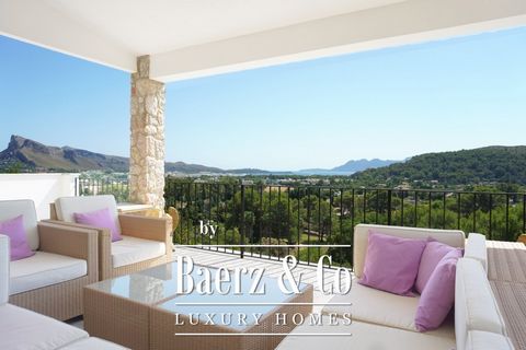 This modern and light-flooded villa offers a fabulous view of the bay of Puerto Pollensa. On each of the three levels you have a great outdoor area from where you can enjoy the views. The living area consists of a spacious living/dining room, a fully...