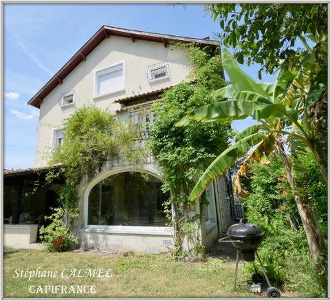 Dpt Dordogne (24), à vendre BERGERAC proche du centre-ville - Maison 209 m² - 5 chambres - Terrain 758 m²