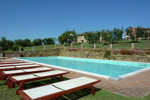 Set in Capraia e Limite, Tuscany, Italy, this 1-bedroom holiday home can host 4 people. Ideal for a relaxing holiday with family or friends, the home has a shared swimming pool to unwind. The beautiful cities of Chianti, Siena, Lucca, and San Gimigna...