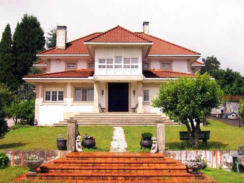 Luxury 5 Bed Villa For Sale in Santiago de Compostela Spain Esales Property ID: es5553821 Property Location Monte da Vila Santiago de Compostela A Coruña 15898 Spain Property Details With its glorious natural scenery, excellent climate, welcoming cul...