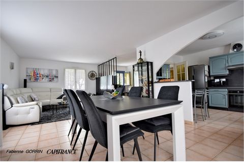 Dpt Deux Sèvres (79), à vendre CHAURAY maison P6 de 123,48 m² - Terrain clos - Plain pied sur sous sol. 3/4 chambres