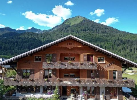 An extremely large mountain style chalet of 600m2 in the heart of Val d'Abondance, currently arranged with six independent apartments. Built in 1983 the chalet has a total of 21 rooms (13 bedrooms) plus 12 bath/shower rooms, it is in an ideal situati...