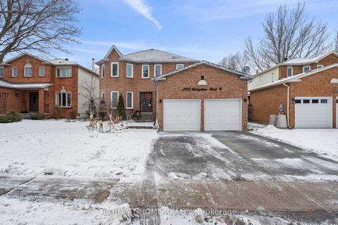 Elegant 2357 sq.ft. home in Barrie's heart, 4BR, 3WR, upgraded kitchen with quartz counters, deck with above ground pool & gazebo. Large family room, master with ensuite, stainless steel appliances. Quiet neighborhood, close to schools, parks, Georgi...